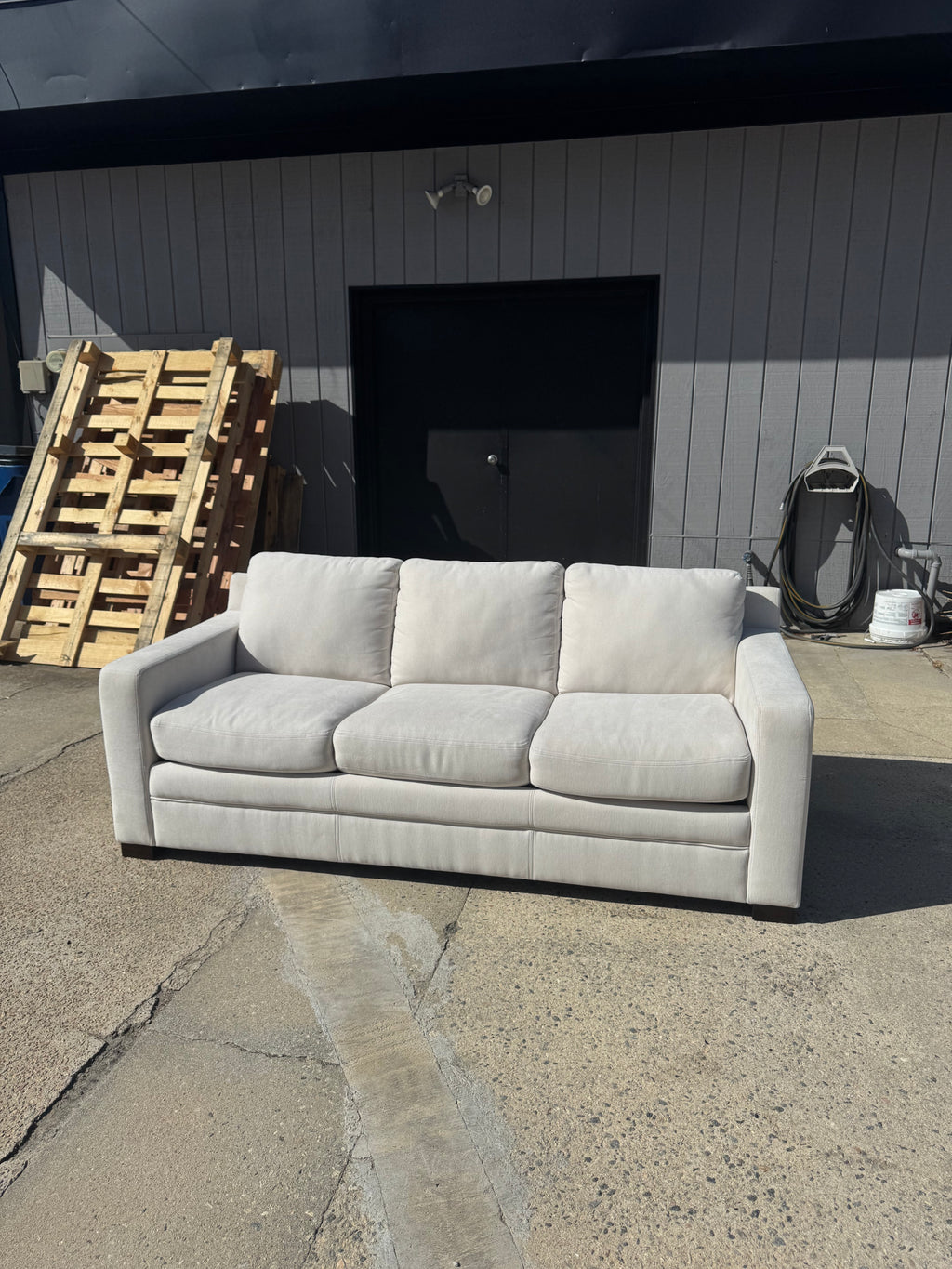 Cream Sleeper Sofa |Brand New|