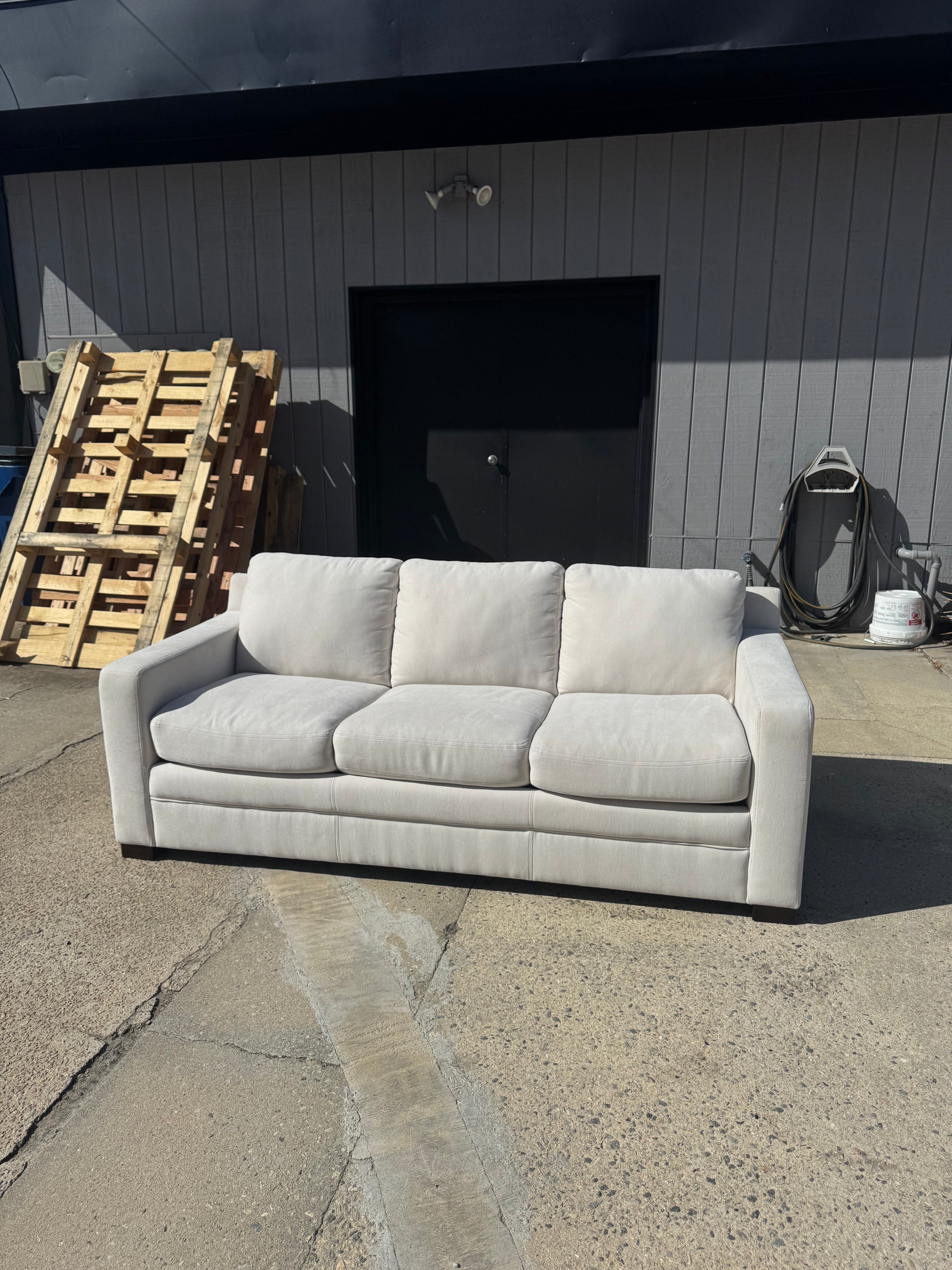 Cream Sleeper Sofa |Brand New|